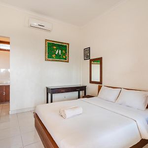 Standard Zimmer mit Kingsize-Bett
